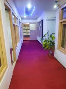 HOTEL HIGHLANDER INN SKARDu - 锡卡都