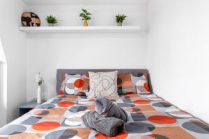 Central London Two Bedroom Serviced Apartment - Nine Elms Luxury Stay - Vauxhall & Westminster