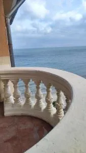 Atrium Beach Apartments - Елените