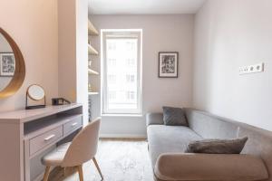 Urban Chic - Luxury Building, Rooftop Terrace, Sienna