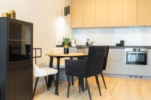 Urban Chic - Two Bedrooms Apartment - City Center - Sienna street