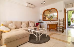 2 Bedroom Pet Friendly Home In Mijas