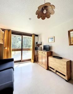 Résidence Soyouz - STUDIO 4 PERSONNES VUE PISTES MAE-4421