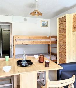 Résidence Soyouz - STUDIO 4 PERSONNES VUE PISTES MAE-4421