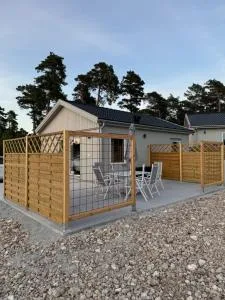 Nyproducerad stuga i Fröjel - Levide