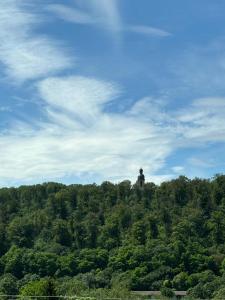 Blick zur Bergkirche