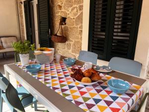 Apartman Maslina Stone House