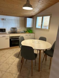 Apartman Vrh