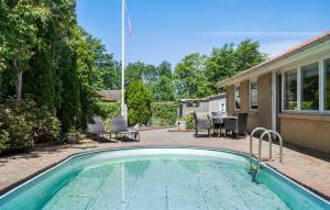 3 Bedroom Awesome Home In Videbæk