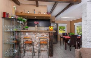 2 Bedroom Awesome Home In Polje