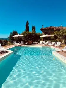 Villa Tre Laghi Vista Paradiso Piscina acqua salata provincia Perugia conf Toscana 22 posti - Badia