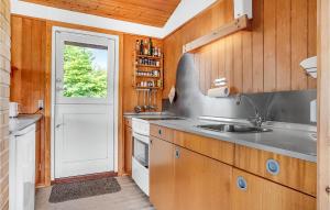 Nice Home In Ebeltoft With Wifi