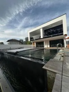 Villa Modern - Praščijak