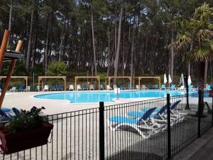 Chalets Loue chalet : photos des chambres