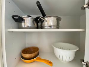 Luxury Penthouse near Metro, Train Station and 15 mins Center