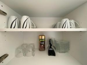 Luxury Penthouse near Metro, Train Station and 15 mins Center