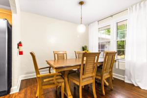 Gator Oasis - Moments from UF