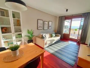 La Rotiza II Terraza con vistas al mar - Rubayo