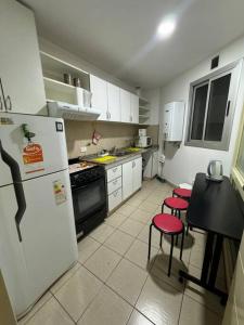 Gran Paraná con pileta y asador