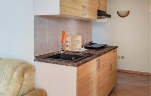 Lovely Apartment In Malinska With Wifi 