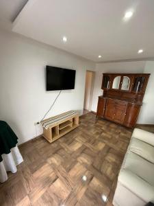 Departamento -Ocampo- Barrio General Paz con vista a Rio, Terraza y Balcon By Apartcba