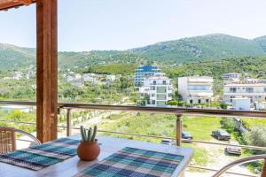 PotamSea Bliss 35- Beach Front, Sun Beds & Parking