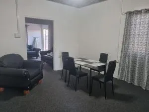 Breeze Manor - Lambeau