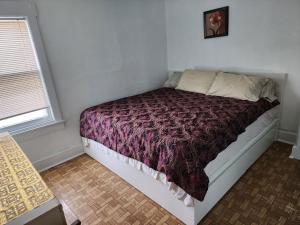 Beautiful redone apartment on the beach block