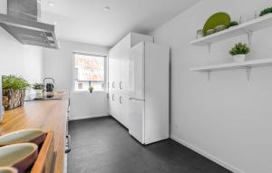 Lovely Home In Østermarie With Wifi