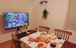 On the Wave House - Kwangch'ŏn-ni