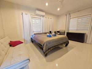 Villa 3 Chambres avec piscine, Rawai, Phuket