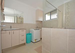 Hamis Retreat - Burrum Heads- Close to Boatramp -2BR - Aircon