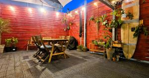 양철지붕위의 고양이Cat on a Hot Tin Roof