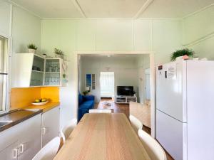 Happy Days - Burrum Heads- Close to Boatramp- 2BR