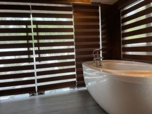 An homestay, biển Quảng Công Huế