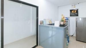 RedDoorz at Happy Stay Apartelle