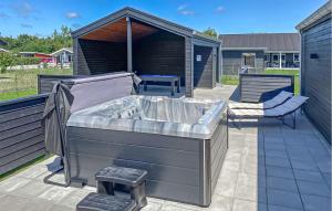 Cozy Home In Hemmet With Wifi