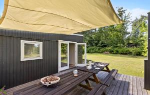 3 Bedroom Nice Home In Melby