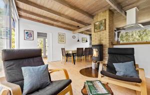 3 Bedroom Nice Home In Melby