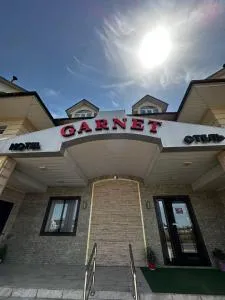 Garnet hotel - Tokmok