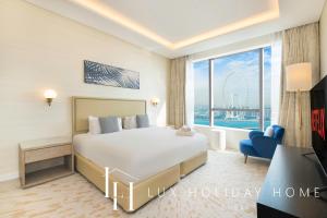 LUX Iconic Views at The Palm Tower Suite 3