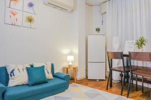 Beautiful Balcony 8ppl 4BR House 4min to subway 心の宿 小路小栈 liubj2