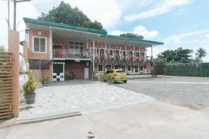 RedDoorz at Queens Hometel - Panabo