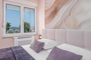 Villa Lungomare with private pool