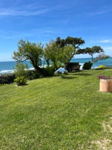 Appartements VILLA ETCHE CAROLA BIDART - Le peintre Appartement 1er Etage : photos des chambres