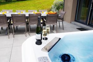 Chalets Petillant Chalet aux 3 etangs avec SPA, Sauna et Veranda : photos des chambres