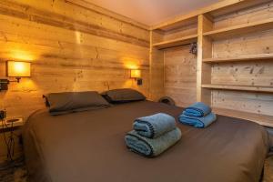Chalets Petillant Chalet aux 3 etangs avec SPA, Sauna et Veranda : photos des chambres