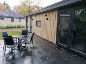 Modern gezinsvriendelijke chalet op de Veluwe - 伊皮