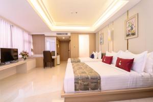 โรงแรม จอมเทียน ฮอลิเดย์ พัทยา