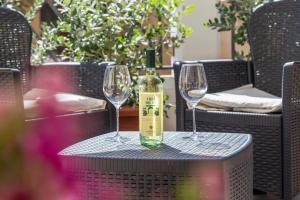 Mariposa Rooms img55